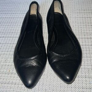 Frye Regina Ballet Flats Black Leather Pointed Toe Slip On Shoes Women Size 6
